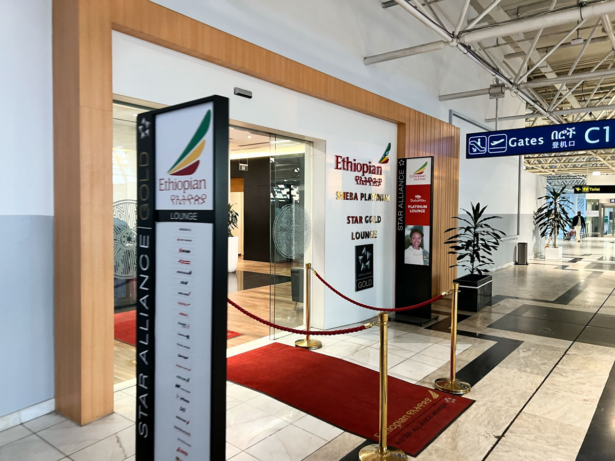 star alliance lounge entrance