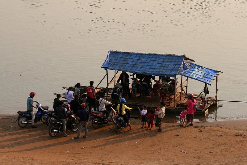 अट्टापेउ अंतर्राष्ट्रीय हवाई अड्डा