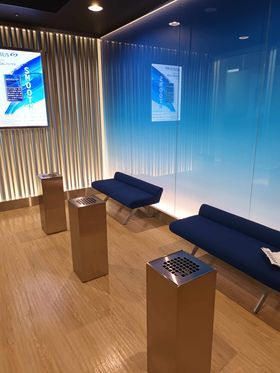 Tokyo Haneda Airport Smoking area