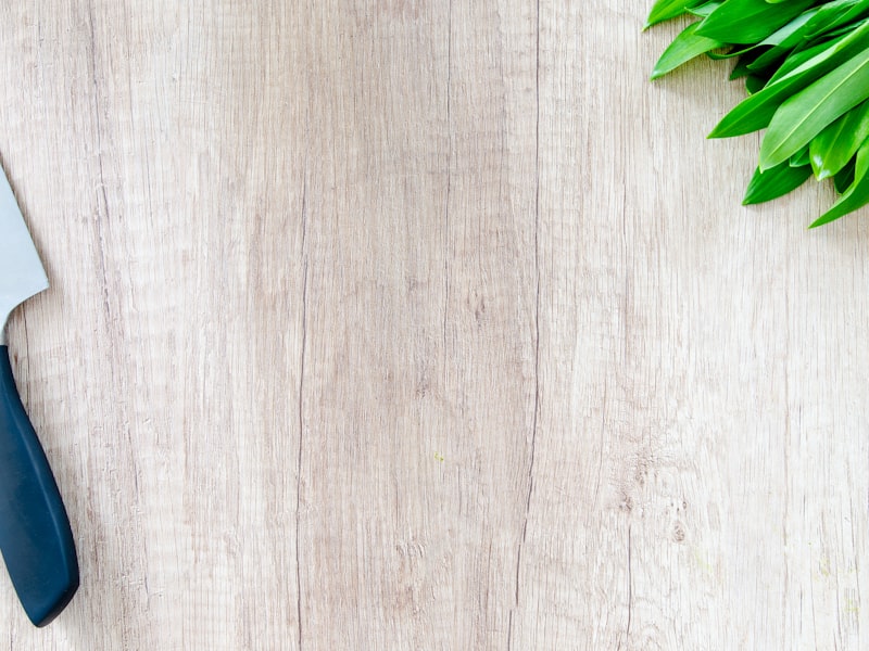 Standing area near entrance